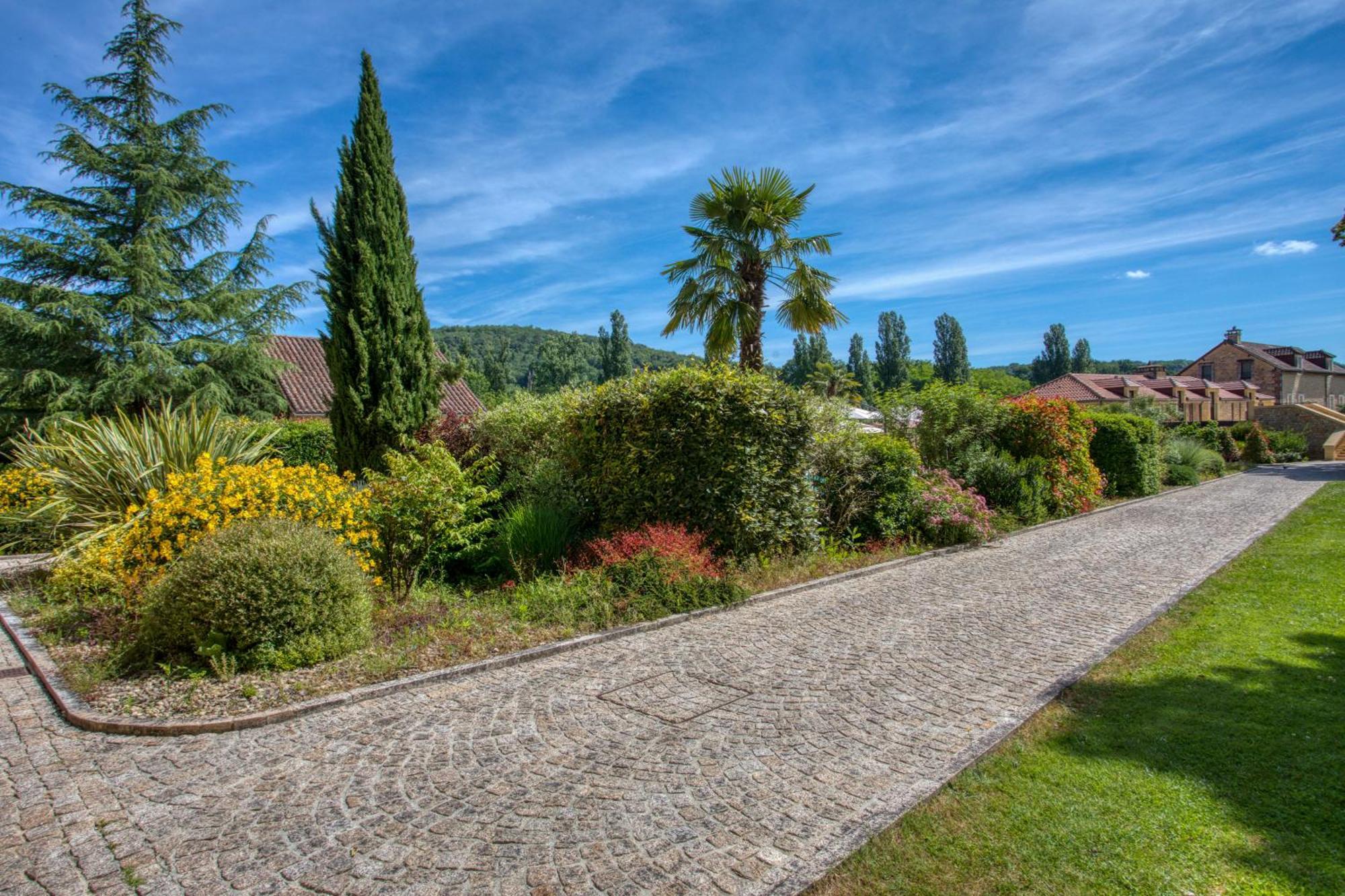 Domaine De Monrecour - Hotel & Restaurant - Proche De Sarlat Saint-Vincent-de-Cosse 외부 사진