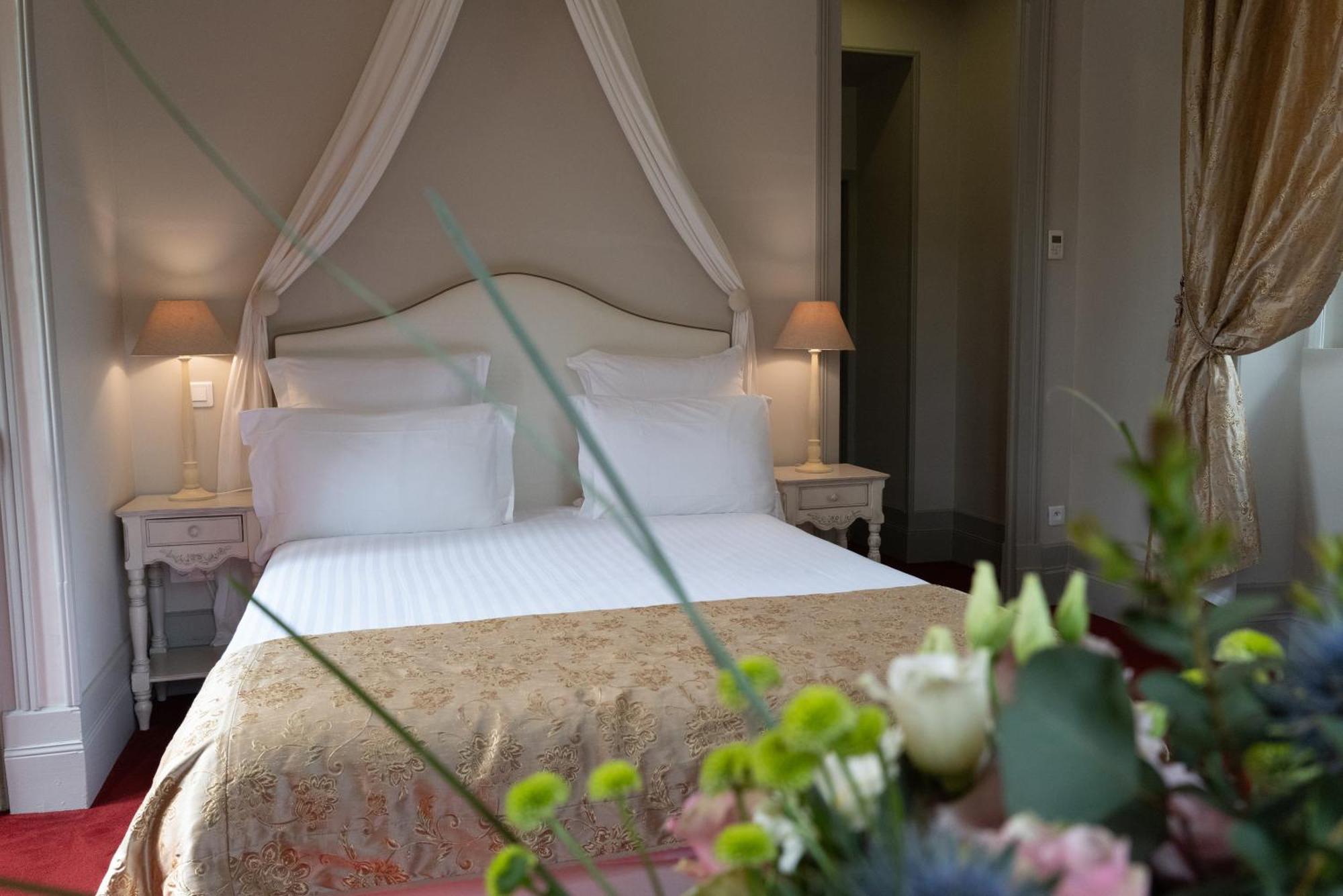 Domaine De Monrecour - Hotel & Restaurant - Proche De Sarlat Saint-Vincent-de-Cosse 외부 사진